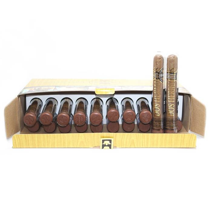 Dos Hermanos Royal Collection Glass Robusto (20)