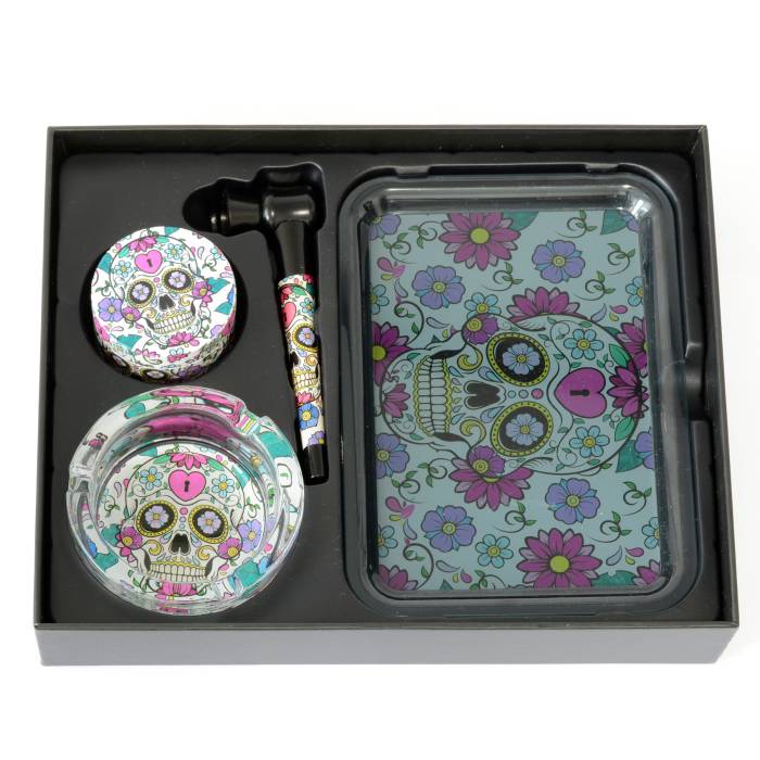Set (tava rulat+scrumiera sticla+grinder+mini pipa) Calavera / Toro